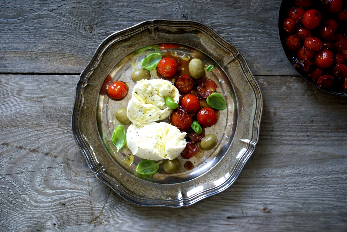 Büffelmozzarella mit Oliven &amp; Tomaten-Relish | Compliment to the Chef